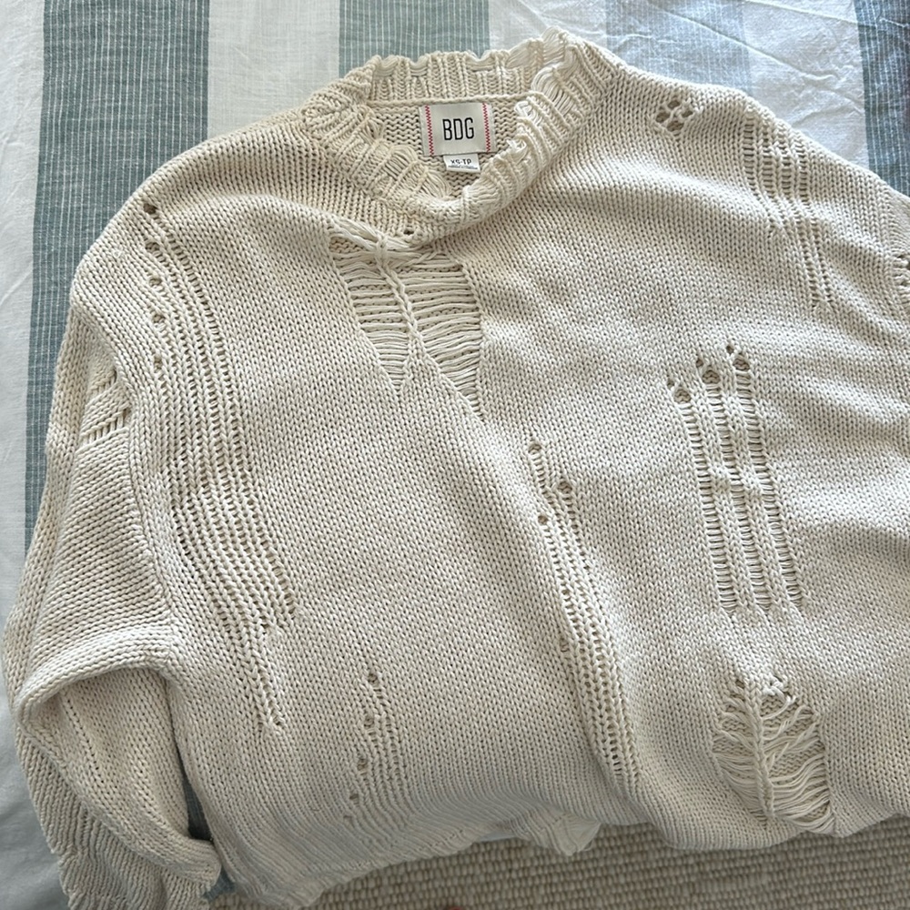 BDG Women’s Sweater ripped beige size XS